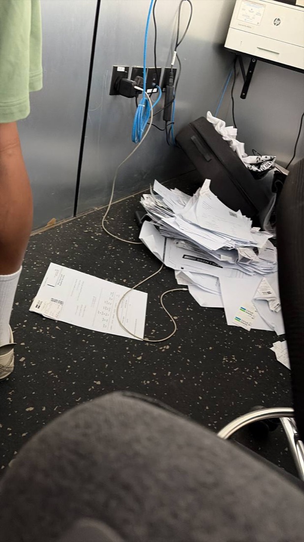 Paper invoices and validation documents